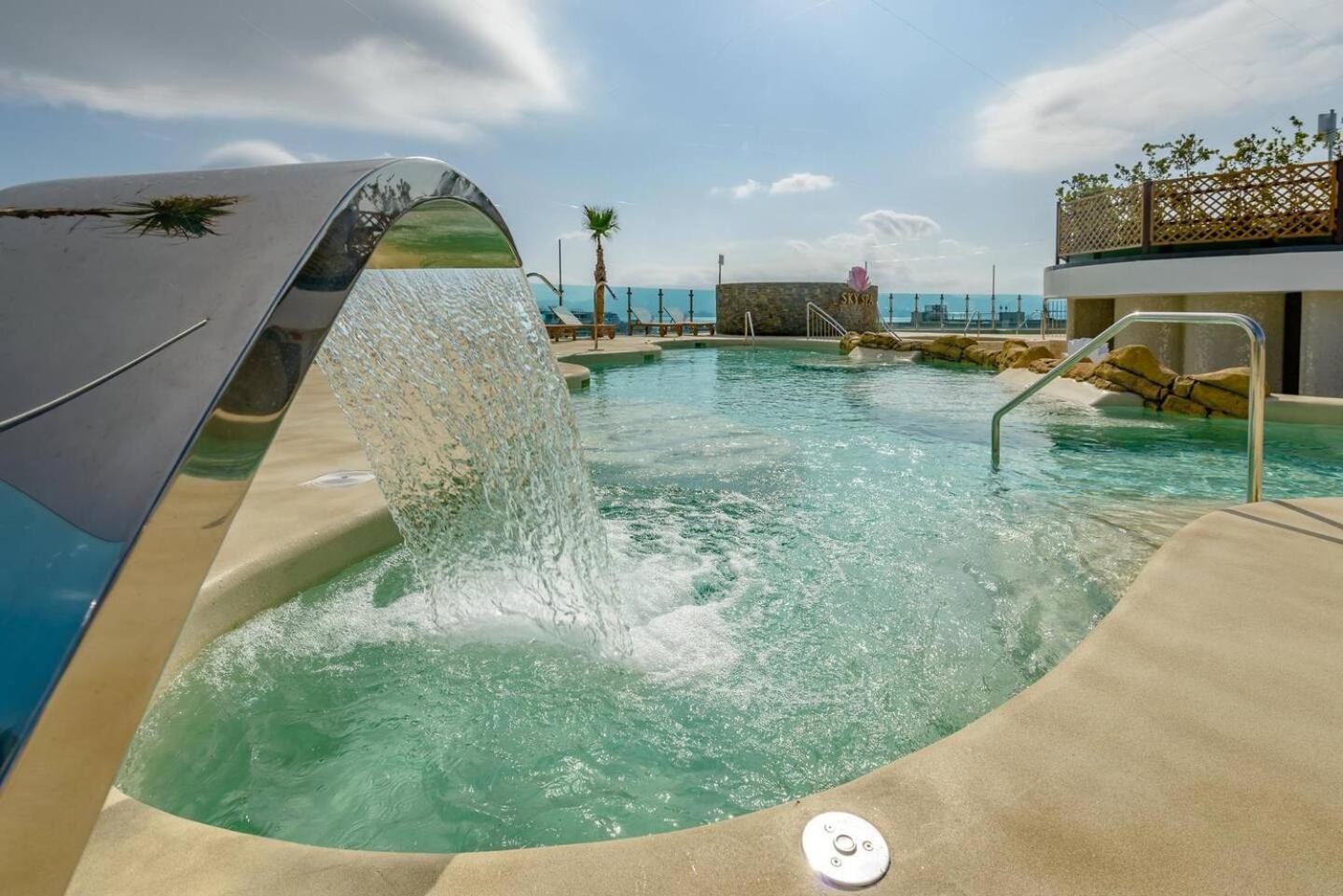 Urban Oasis At Luxurious Ocean Village Gibraltar Zewnętrze zdjęcie