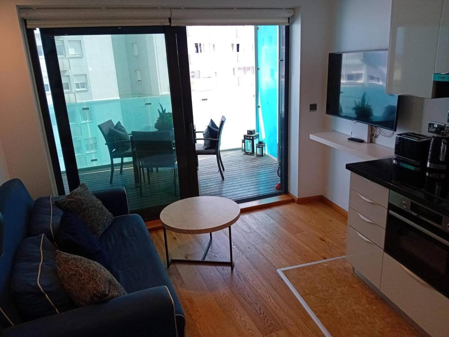 Urban Oasis At Luxurious Ocean Village Gibraltar Zewnętrze zdjęcie